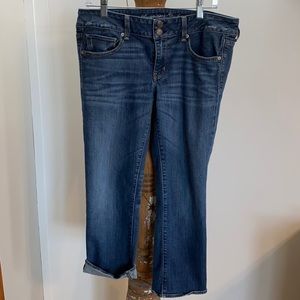 Women’s American Eagle cropped jeans. Size 12R.